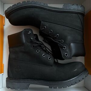Timberland Dark Leather Ankle Boots